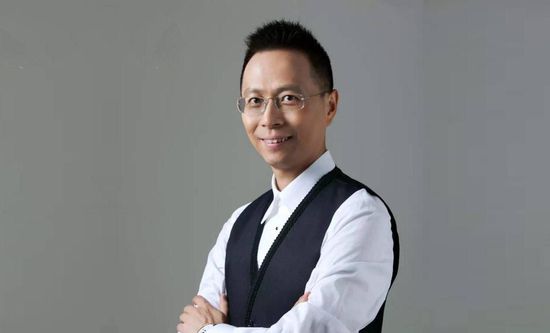 我不看他们（媒体）说什么。